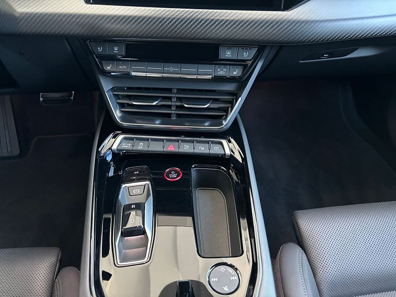 Audi Ostatní 440kW - fotka 8 z 23