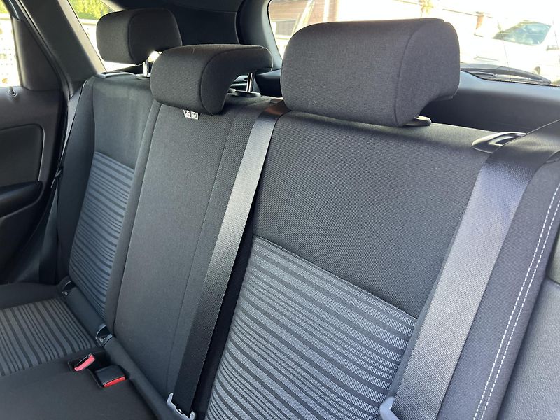 Mercedes-Benz Třídy B B180 1.6i 90kw KAMERA NAVI ALU - fotka 32 z 50