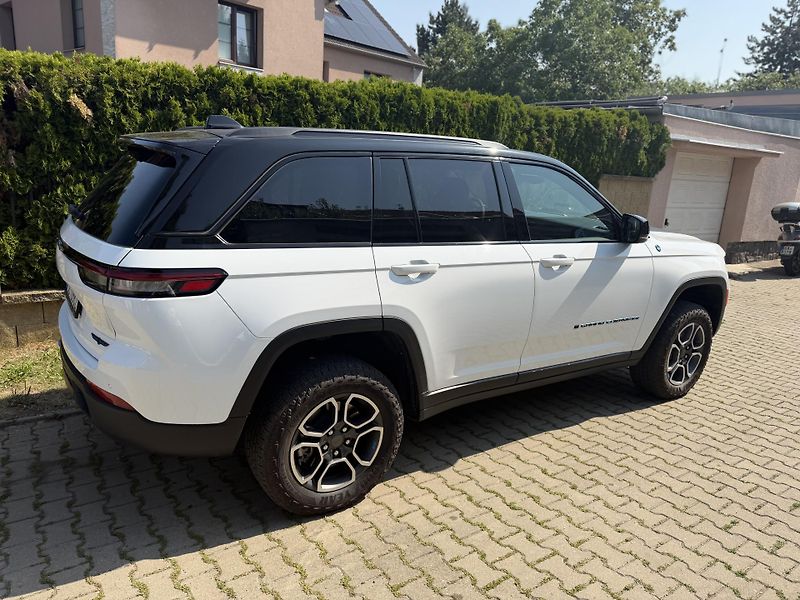 Jeep Grand Cherokee TRAILHAWK 4XE, MAX VÝBAVA-TOP  - fotka 5 z 53