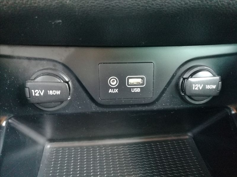 Hyundai Tucson 1,6 T-GDI - fotka 11 z 23