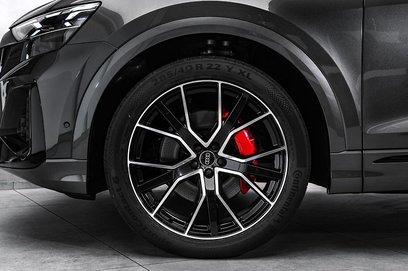 Audi Q8 50TDI 2x Sline Laser Vzduch B& - fotka 2 z 23