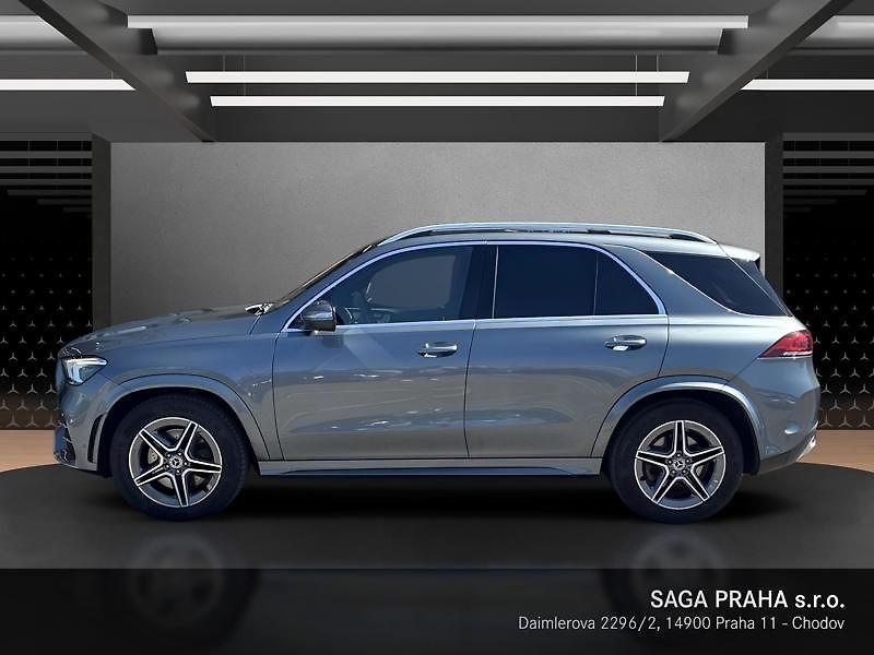Mercedes-Benz GLE 400 d 4MATIC AMG Line Night - fotka 6 z 18