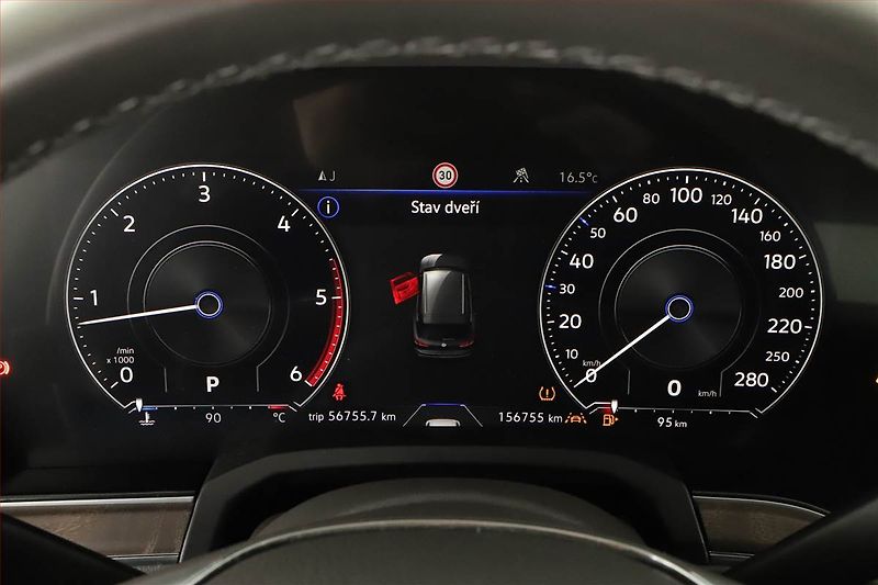 Volkswagen Touareg (2019) 3.0 TDI - fotka 17 z 19