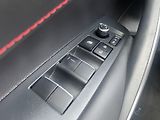 Toyota Corolla GR SPORT 1.8 Hyb. 103 kW - náhled 22