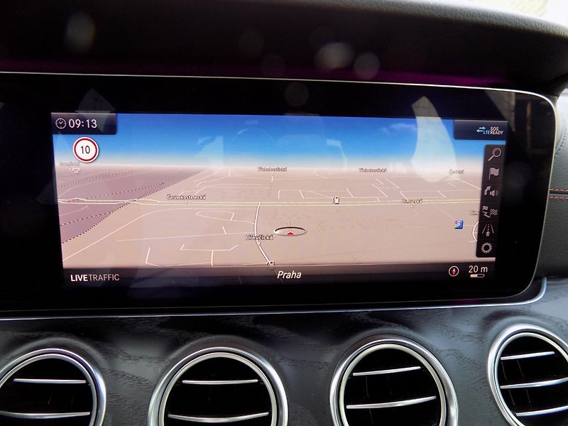 Mercedes-Benz Třídy E (2019) 53AMG/4-Matic/1.Maj.ČR/Led/ - fotka 34 z 48