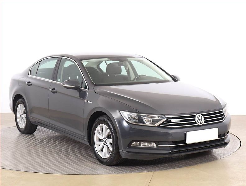 Volkswagen Passat (2016) 2.0 TDI, 4X4, Tempomat - fotografie inzerátu