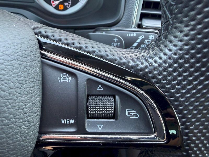 Škoda Karoq (2020) 1.5 TSI 110kW DSG Style - fotka 13 z 35