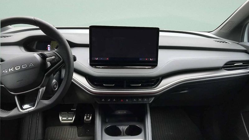 Škoda Elroq Sportline 85, 85kWh/210kW - fotka 14 z 16