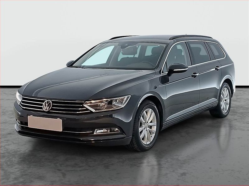 Volkswagen Passat (2018) 2.0 TDI, Automat, Navi - fotka 2 z 21
