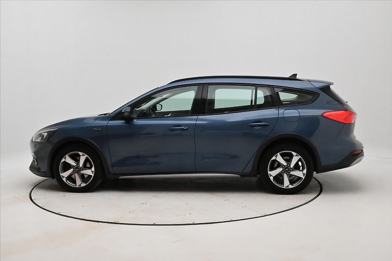 Ford Focus 2,0 Ecoblue 110 kW AT8 Záruka - fotka 8 z 31