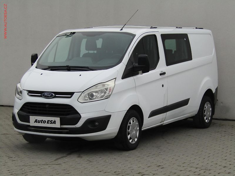 Ford Transit Custom (2017) 2.0TDCi L2 6míst, 2.maj,ČR - fotka 3 z 15
