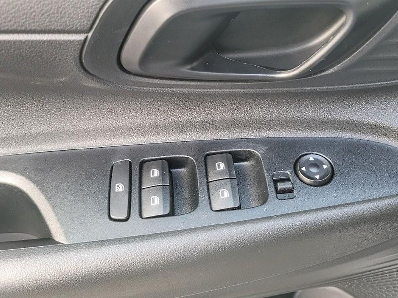 Hyundai Bayon (2026) 1.0 T-GDI 66kW WAVE WINTER - fotka 16 z 27