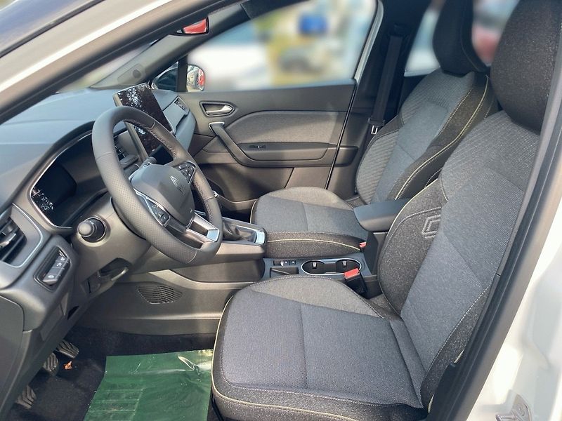 Renault Captur (2026) Techno Tce90 - fotka 12 z 21