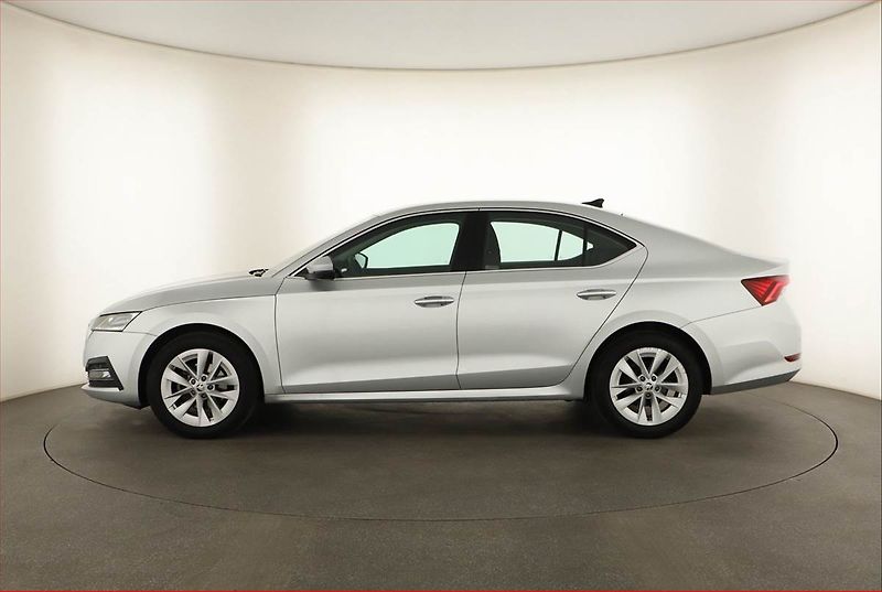 Škoda Octavia (2021) Style 1.5 TSI e-tec - fotka 3 z 14