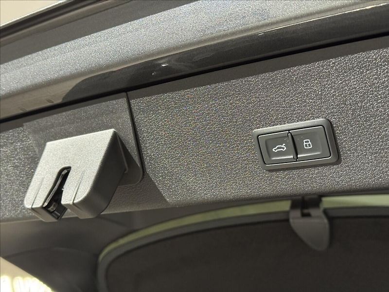 Audi e-tron 300kW Sportback S-Line Matrix - fotka 15 z 50