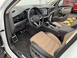 Volkswagen Touareg 3.0Tdi*1-MAJ*DPH*R-LINE*PANO* - náhled 8