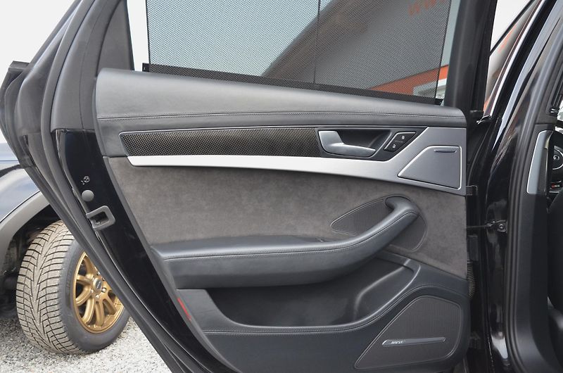 Audi S8 (2017) Plus 4.0 V8 605 PS Quattro - fotka 19 z 47