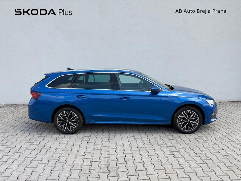 Škoda Octavia (2025) OCT.COMBI TOP SELECTION 2,0 TD - fotka 6 z 31