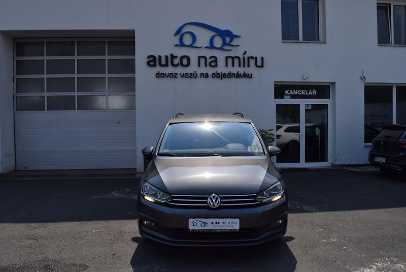 Volkswagen Touran (2017) 1.4TSI 110kw CLBMT 7MÍST TAŽNÉ - fotka 3 z 41