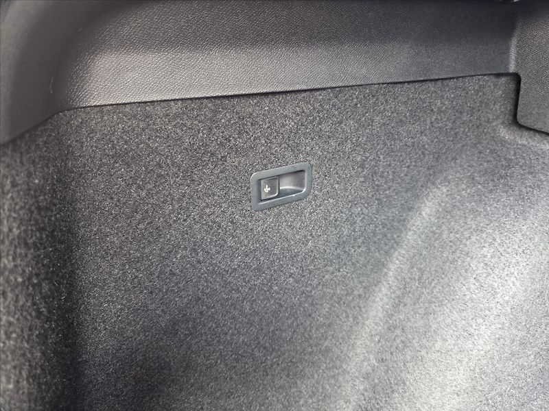 Cupra Formentor 1,5 TSi DSG LED Matrix TZ Záru - fotka 10 z 15