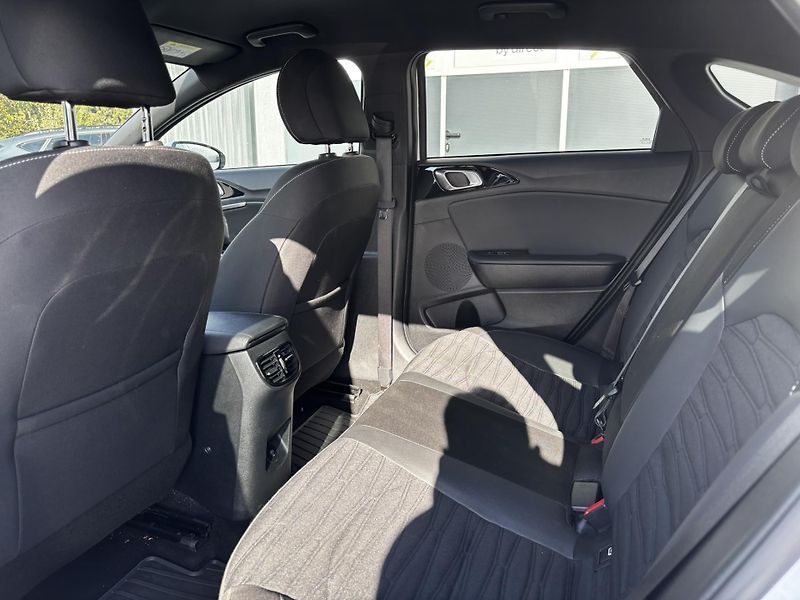 Kia Pro_Ceed (2023) GT-Line Plus 1.5 T-GDI  - fotka 12 z 13