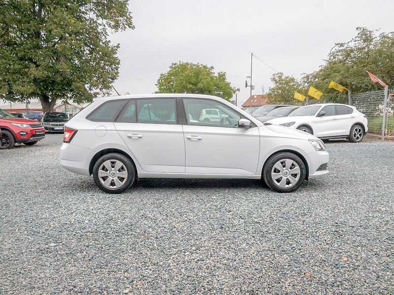 Škoda Fabia (2016) 11/16 1.0i 55KW – TEMPOMAT - fotka 4 z 38