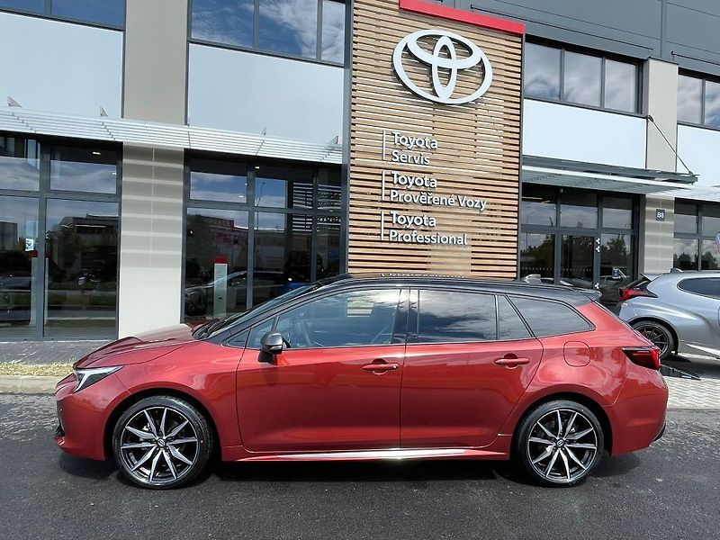 Toyota Corolla 2.0 Hybrid GR SPORT - fotka 3 z 28