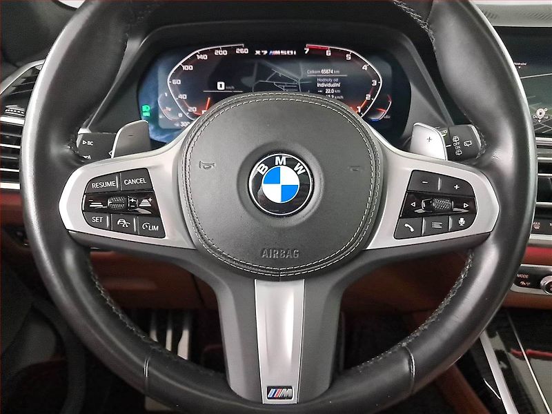 BMW X7 (2022) M50i - fotka 29 z 30