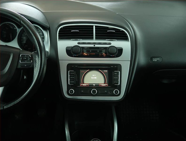 Seat Altea (2011) 1.2 TSI, Serv.kniha, Navi - fotka 12 z 18
