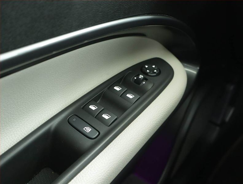 Fiat 600 (2023) 54 kWh - fotka 18 z 20