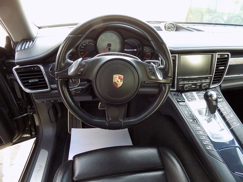 Porsche Panamera (2013) 4S/Facelift/4x4/NAVI/ - fotka 27 z 43