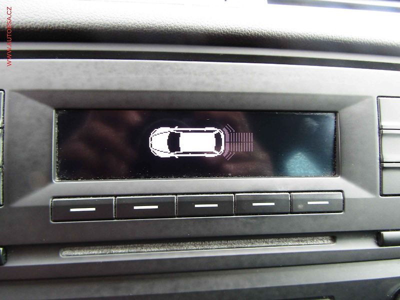 Škoda Octavia (2013) 1.6 TDi, ČR, servis.kniha - fotka 16 z 19