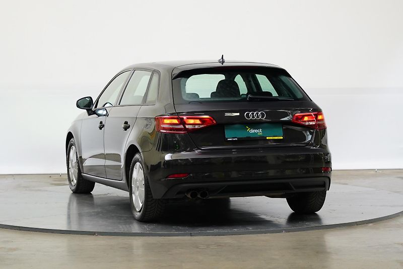 Audi A3 - fotka 7 z 26
