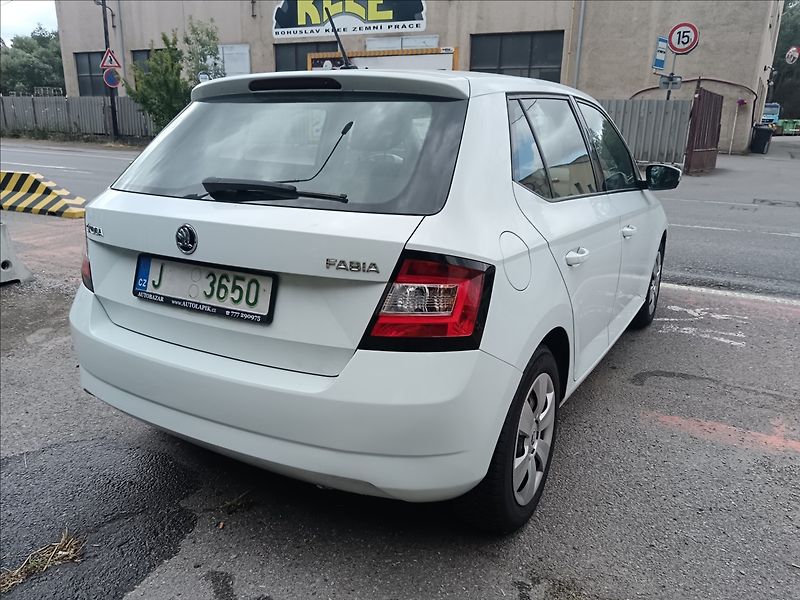 Škoda Fabia 1,2 TSi  Cool edition - fotka 10 z 21
