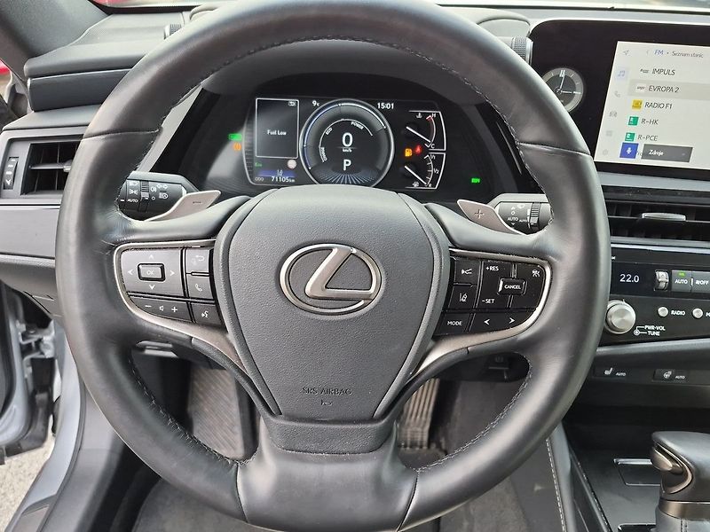 Lexus ES 300 LIMITED EDITION  300H - fotka 14 z 30