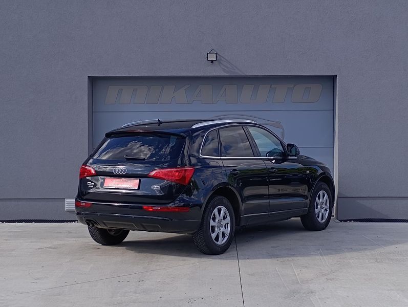 Audi Q5 2.0TDI QUATTRO S-LINE ČR - fotka 5 z 31
