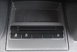 Volkswagen Touran 1,6 d 77KW BIXENON TAŽNÉ - náhled 32
