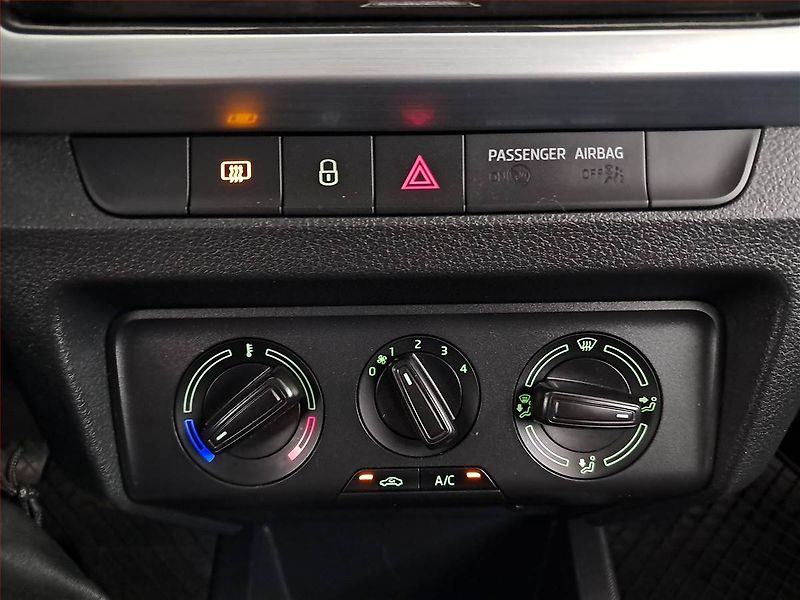 Škoda Fabia (2019) 1.0 TSI, Tempomat - fotka 15 z 18