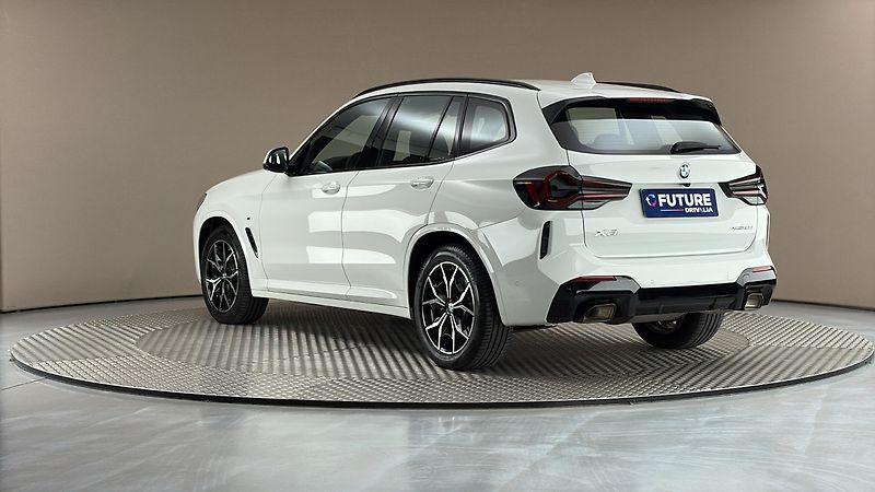 BMW X3 20d AUT xDrive M-paket - fotka 2 z 24