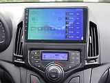 Hyundai i30 (2010) 1.6 MPI, Automat, Serv.kniha - náhled 12