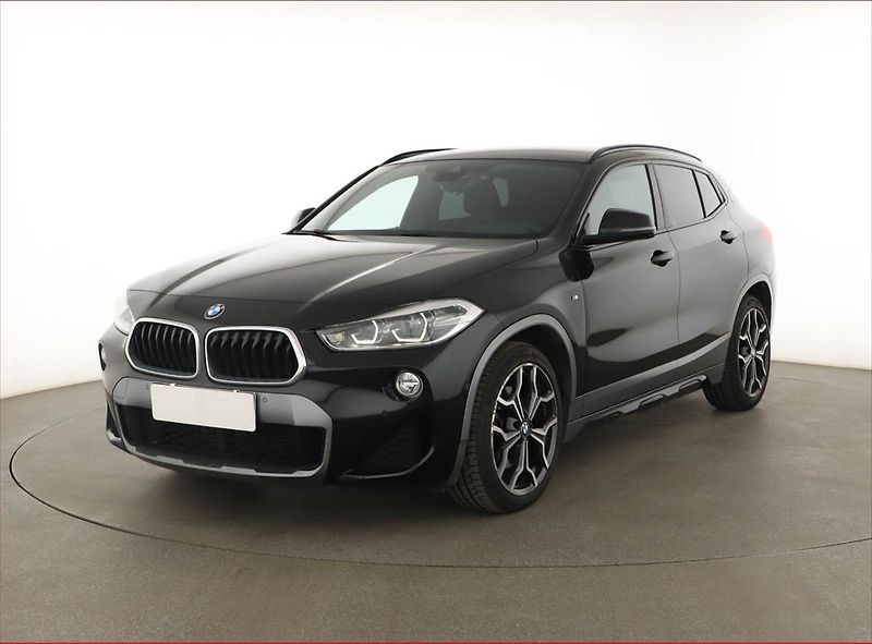 BMW X2 (2019) xDrive20d, 4X4, Automat - fotka 2 z 21