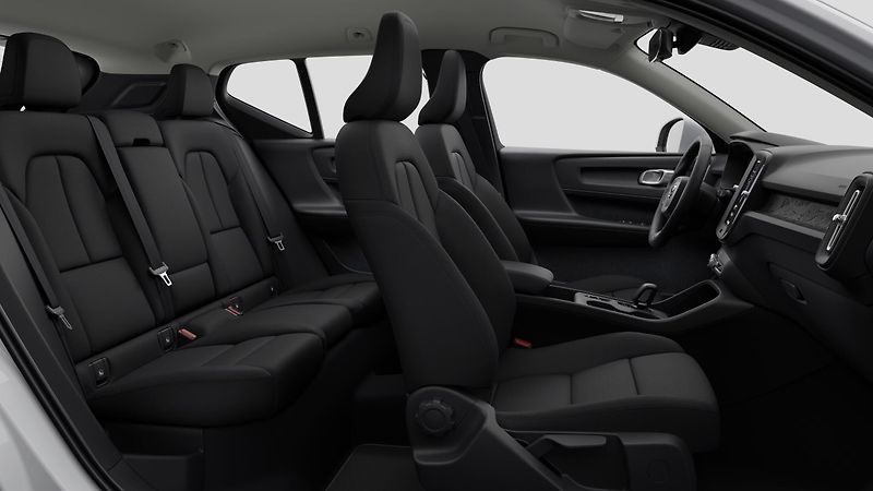 Volvo XC40 (2026) ESSENTIAL, B3 FWD, 120+10 kW / - fotka 10 z 10