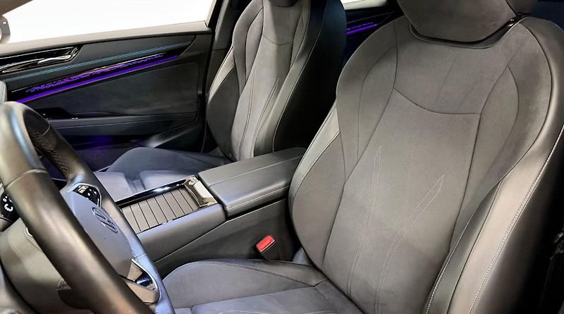 Volkswagen ID.7 Pro SoH 100% 360k Masáž Tažné  - fotka 9 z 14