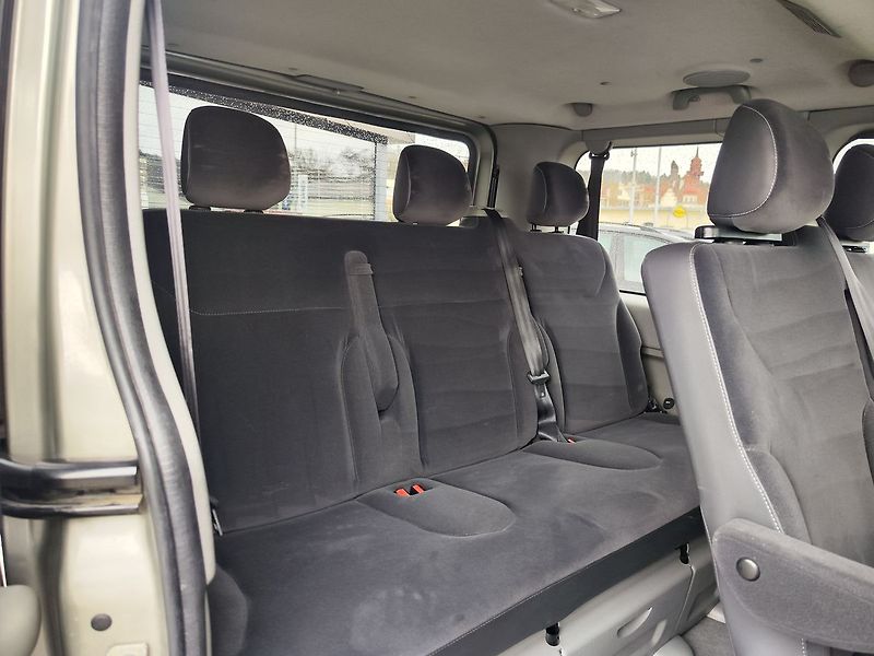 Renault Trafic 2.0 DCi/84kW Passenger - fotka 10 z 27