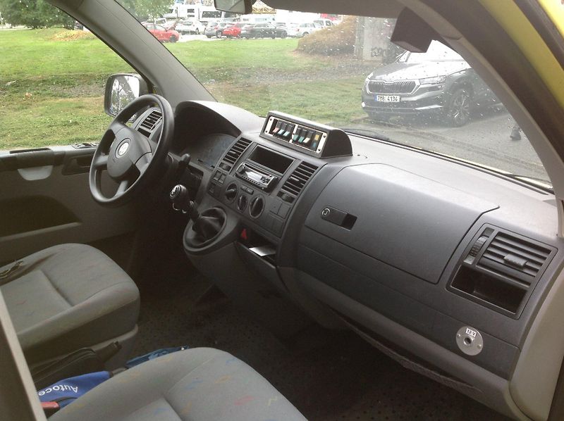 Volkswagen Transporter - fotka 13 z 16