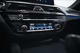 BMW Řada 5 530e xDrive M Sport ČR DPH   2 - náhled 25