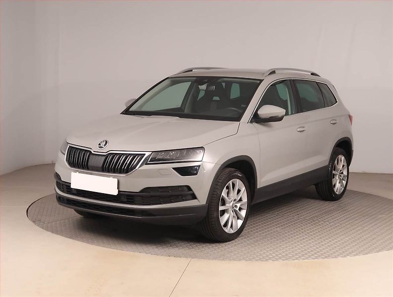 Škoda Karoq (2019) Style 1.5 TSI - fotka 2 z 17