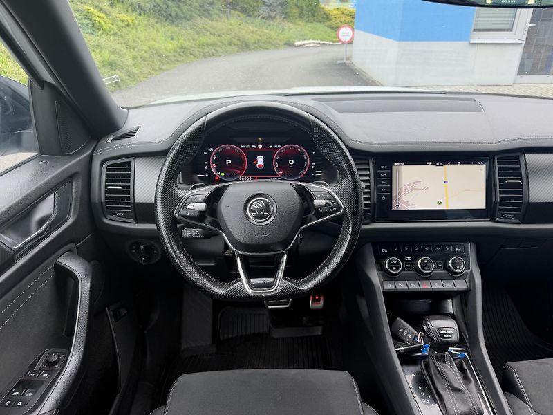 Škoda Kodiaq SPORTLINE 2,0D147kW 4x4 7sed - fotka 13 z 24