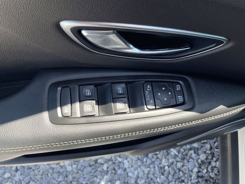 Renault Scénic (2018) 1.5 dCi,81kW,Automat,Intens,ČR - fotka 28 z 39