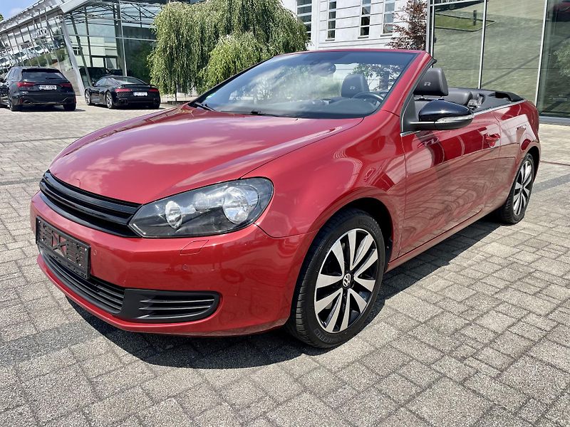Volkswagen Golf (2012) VI 2,0TDI DSG KABRIO R-Line - fotka 3 z 19